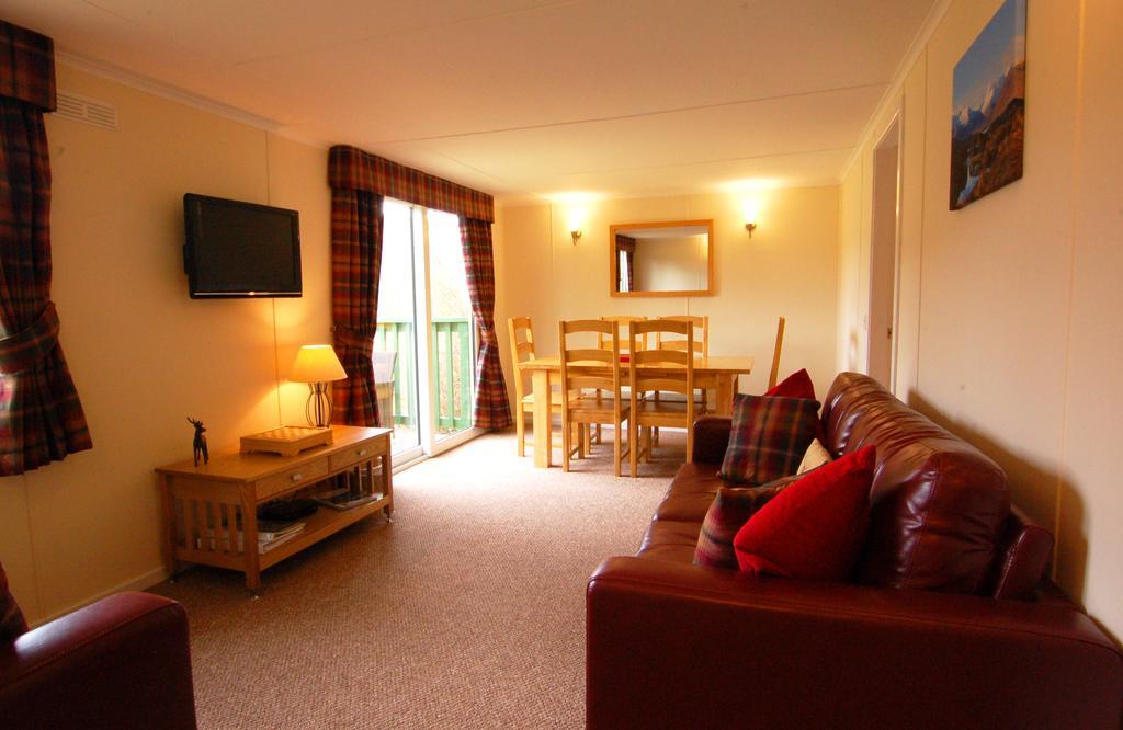 Glen Affric Holiday Park Cannich Exterior photo